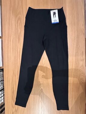Fabletics NWT Black High-Rise Leggings with Pockets Size Large